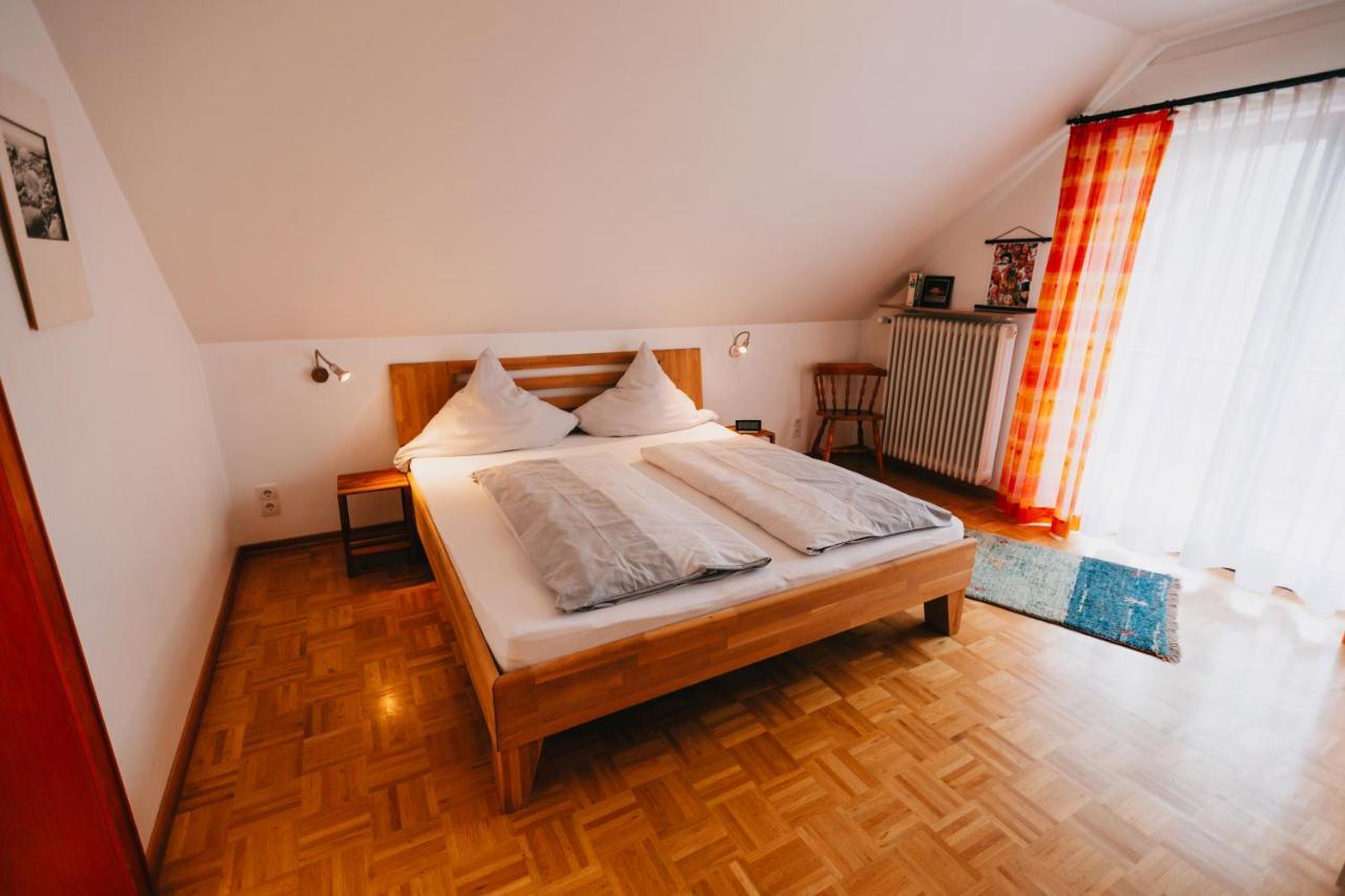 Bio-Weingut Staffelter Hof Guest House เคิร์ฟ ภายนอก รูปภาพ