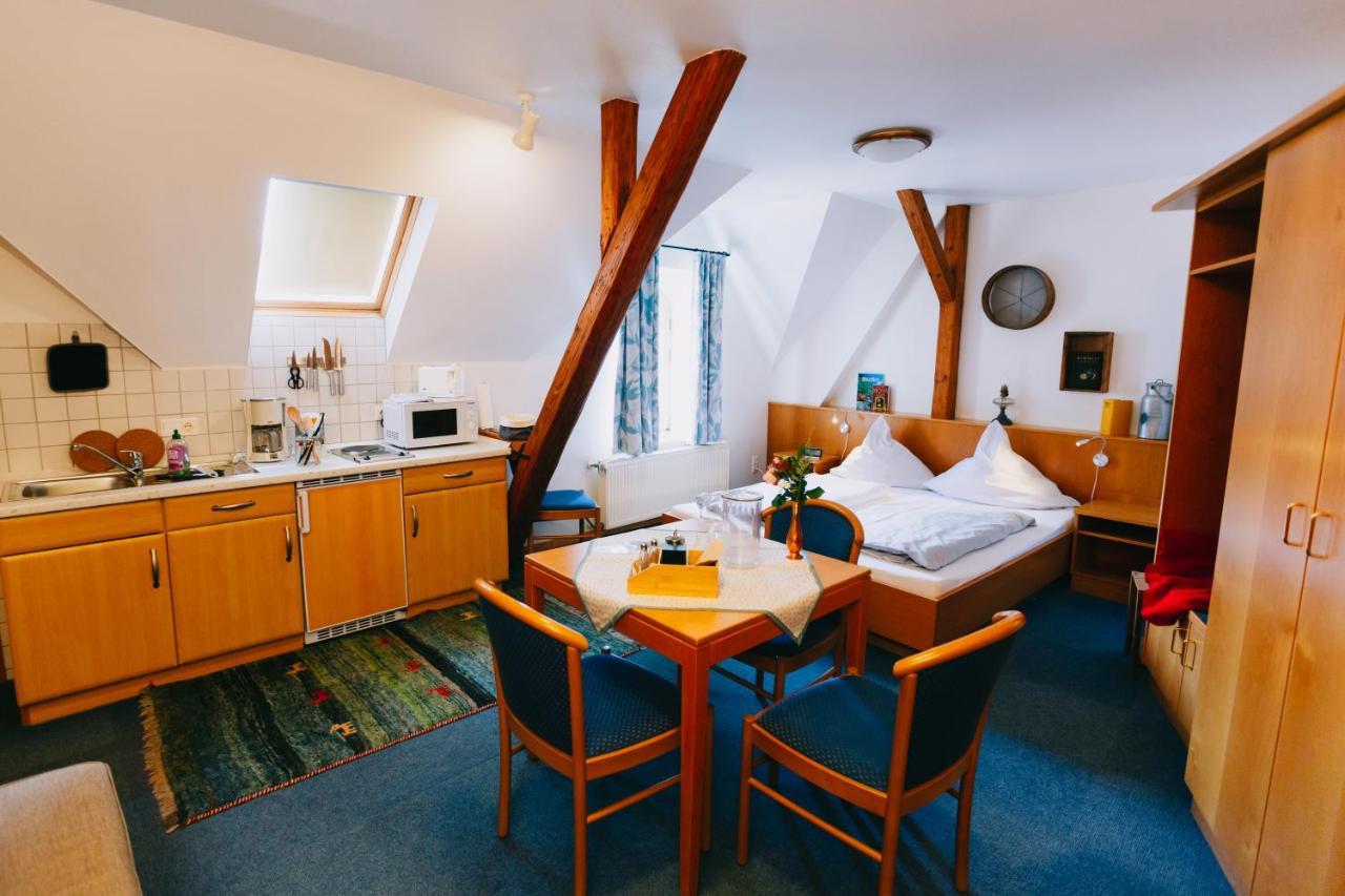 Bio-Weingut Staffelter Hof Guest House เคิร์ฟ ภายนอก รูปภาพ