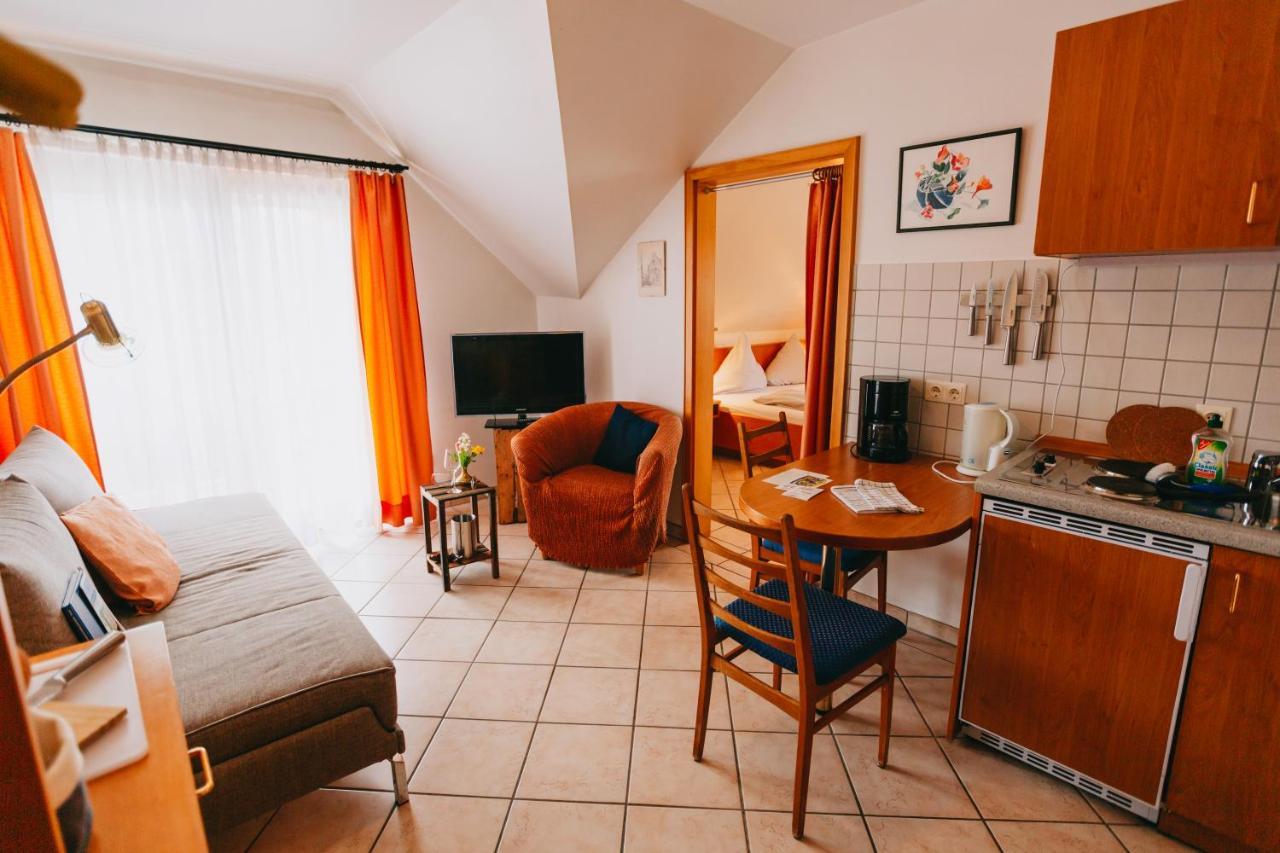 Bio-Weingut Staffelter Hof Guest House เคิร์ฟ ภายนอก รูปภาพ
