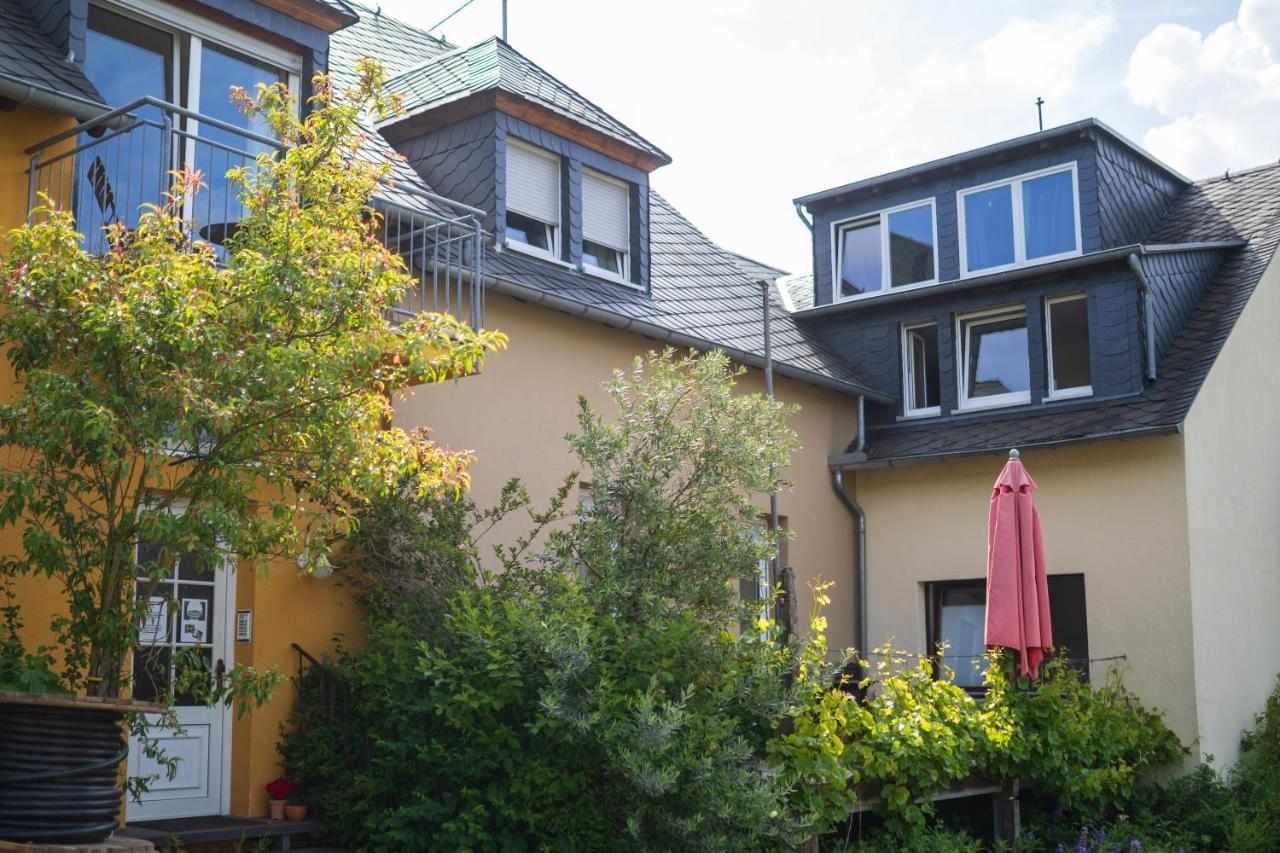 Bio-Weingut Staffelter Hof Guest House เคิร์ฟ ภายนอก รูปภาพ