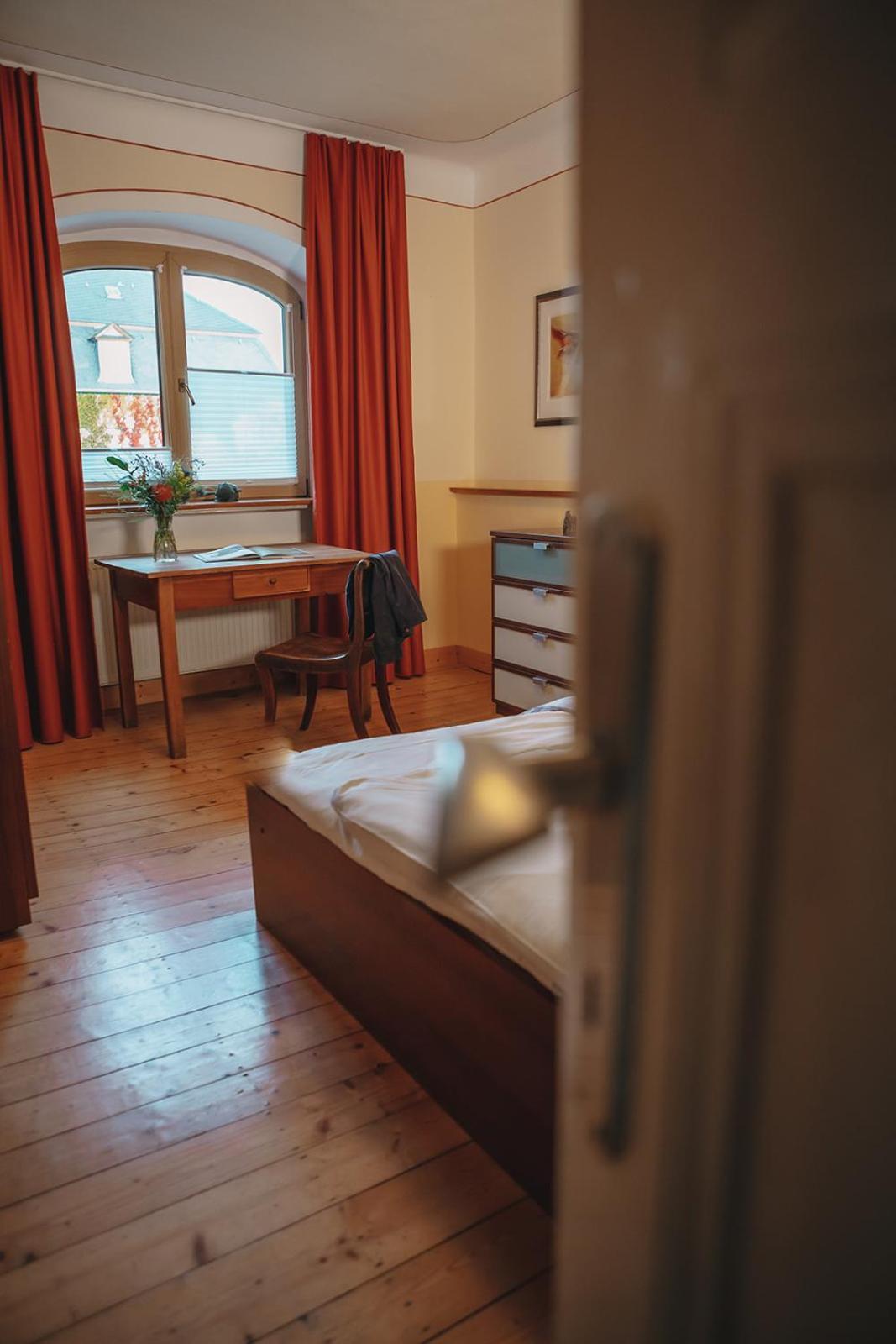 Bio-Weingut Staffelter Hof Guest House เคิร์ฟ ภายนอก รูปภาพ